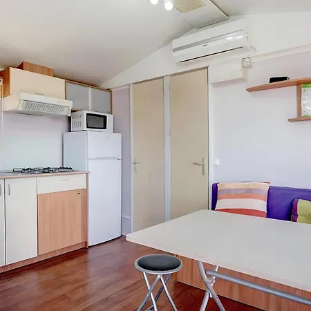 Bungalow Cerca De La Playa Con Piscina, Jardin Y Wifi Para Unas Vacaciones Inolvidables - Es-180-308 Conil De La Frontera